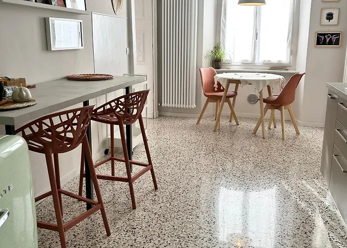 Casa Mafalda Trilocale In Centro 아파트 *